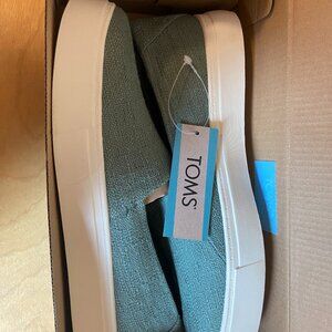 Tom's Kameron Green Slip On Sneaker Size 8